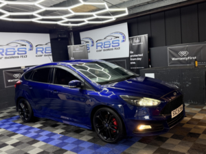 2018 Ford Focus 2.0 Tdci St-3 in Blue — image 3