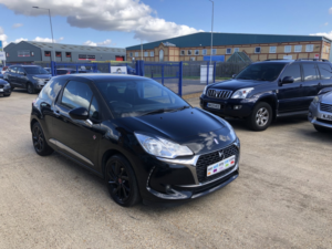 2017 Ds Automobiles Ds 3 1.6 Bluehdi Performance Line in Black — image 2
