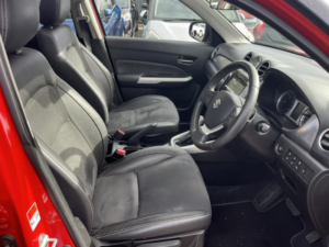 2016 Suzuki Vitara 1.6 Sz5 in Red — image 5