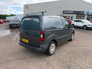 2017 Citroen Berlingo 1.6 Bluehdi 625 Enterprise Panel Van 5dr Diesel Manual L1 (112 G/km, 75 Bhp) in Grey — image 2
