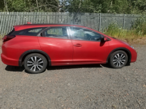 2017 Honda Civic 1.6 I-Dtec Se Plus in Red — image 4