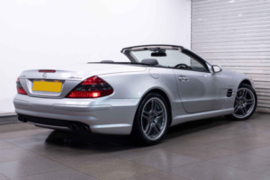 2004 Mercedes-Benz Sl 6.0 Sl65 Amg 2dr in Silver — image 2