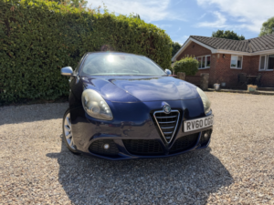 2010 Alfa Romeo Giulietta 2.0 Jtdm-2 Veloce in Blue — image 2