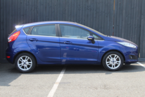 2015 Ford Fiesta 1.3 Zetec in Blue — image 4