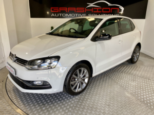 2016 Volkswagen Polo 1.2 Tsi Bluemotion Tech Se Design in White — image 3