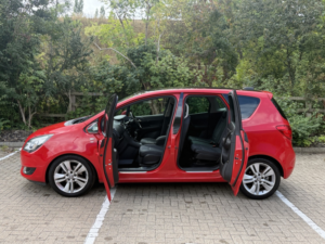 2015 Vauxhall Meriva 1.4 I Turbo Se in Red — image 2