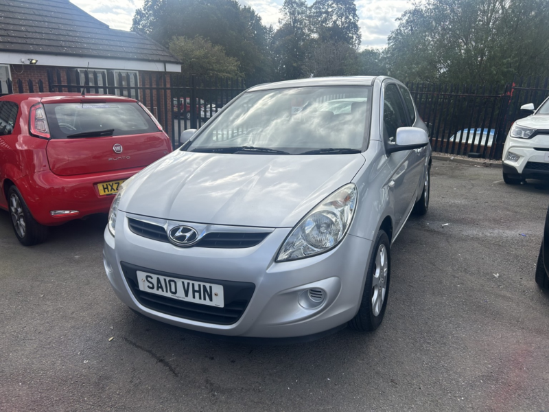 2010 Hyundai I20 1.2 Comfort in Silver — image 1