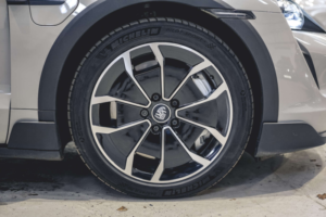 2022 Porsche Taycan Turbo Cross Turismo 4WD in Grey — image 4