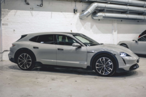 2022 Porsche Taycan Turbo Cross Turismo 4WD in Grey — image 5