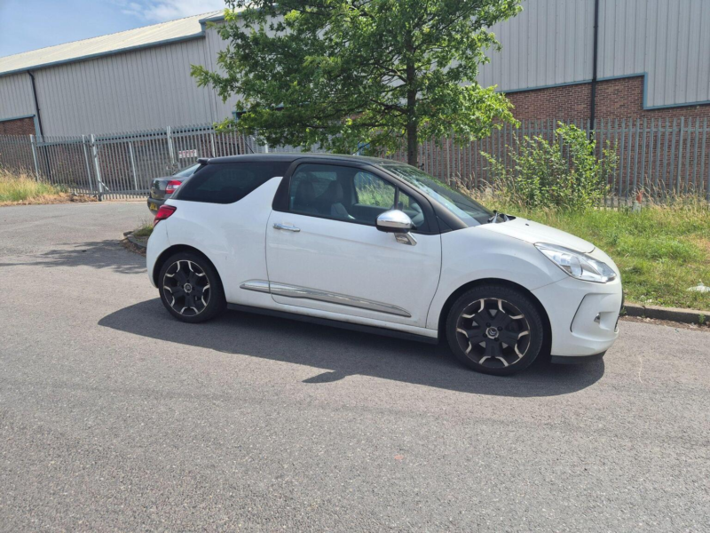 2012 Citroen Ds3 1.6 Thp Dsport Plus Euro 5 3dr in White — image 1