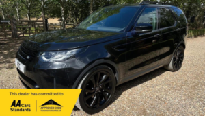 2019 Land Rover Discovery 3.0 Sd V6 Hse Luxury Auto 4WD Euro 6 (s/s) 5dr in Black — image 6