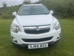 2016 Vauxhall Antara 2.2 Cdti Exclusiv in White — image 3