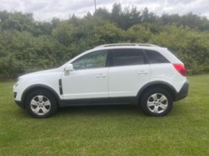 2016 Vauxhall Antara 2.2 Cdti Exclusiv in White — image 5
