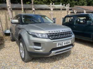 2012 Land Rover Range Rover Evoque 2.2 Td4 Pure in Gold — image 2