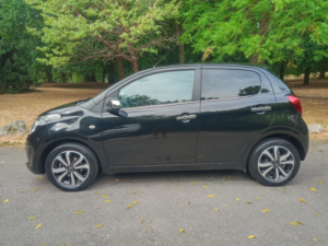 2016 Citroen C1 1.2 Puretech Flair in Black — image 3