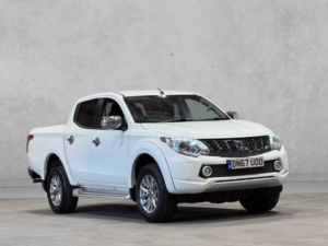 2017 Mitsubishi L200 2.4 Di-D Dc Barbarian 4WD Euro 6 4dr in White — image 6