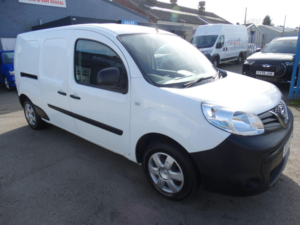 2021 Nissan Nv250 1.5dci Lwb £10500 Webasto Rear Oven in White — image 3