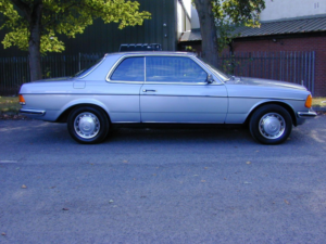 1981 Mercedes-Benz 230 Ref 8514 - Mercedes Benz W123 230ce Coupe Manual (rhd - Uk Car) in Blue — image 2