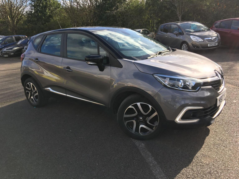 2017 Renault Captur 0.9 Tce Energy Dynamique Nav Euro 6 (s/s) 5dr in Grey — image 1