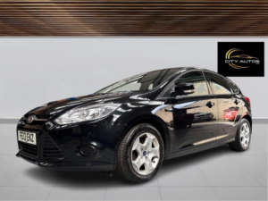 2013 Ford Focus 1.0t Ecoboost Edge Euro 5 (s/s) 5dr in Black — image 4