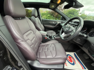 2018 Nissan Qashqai 1.2 Dig-T Tekna+ SUV 5dr Petrol Xtron Euro 6 (s/s) (115 Ps) in Black — image 4
