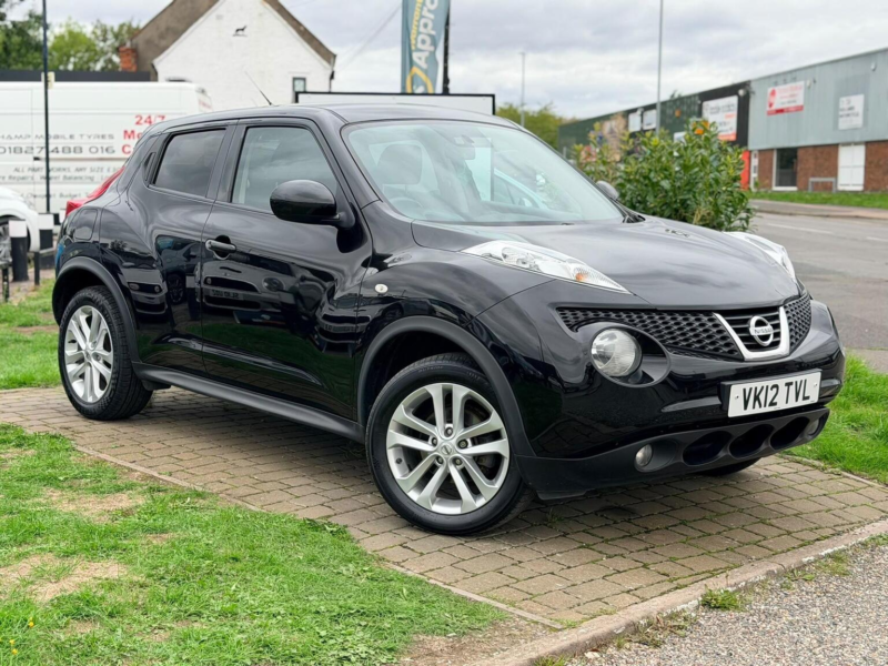 2012 Nissan Juke 1.6 Acenta Premium Euro 5 (s/s) 5dr in Black — image 1