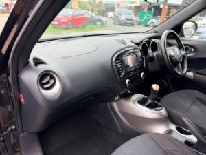 2012 Nissan Juke 1.6 Acenta Premium Euro 5 (s/s) 5dr in Black — image 3