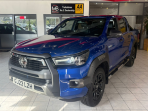 2022 Toyota Hilux 2.8 D-4d Invincible X in Blue — image 5
