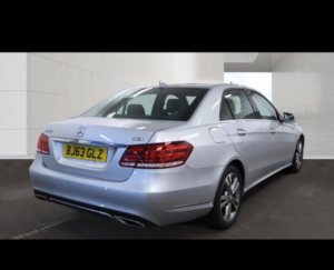 2013 Mercedes-Benz E Class 2.1 E220 Cdi Se G-Tronic+ Euro 5 (s/s) 4dr in Silver — image 4