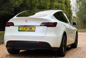 2024 Tesla Model Y Auto Rwd 5dr in White — image 4