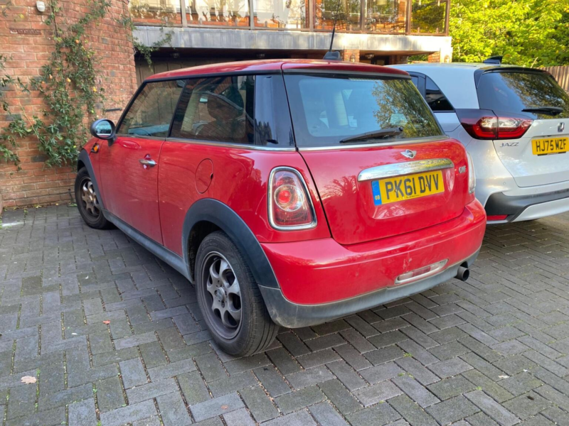 2011 MINI Hatch 1.6 One Euro 5 3dr in Red — image 1