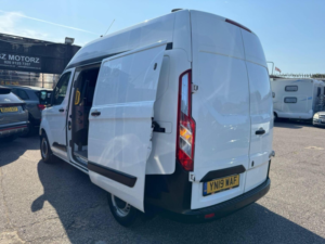 2019 Ford Transit Custom 2.0 300 Ecoblue L1 H2 Euro 6 5dr in White — image 4