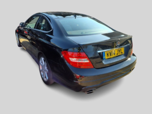 2014 Mercedes-Benz C Class 2.1 C220 Cdi Amg Sport Edition in Black — image 4