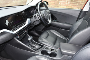 2021 Kia Niro 1.6 Gdi 3 SUV 5dr Petrol Hybrid Dct Euro 6 (s/s) (139 Bhp) in Red — image 4