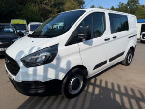 2021 Ford Transit Custom Custom 300 Crew Van - No Vat — image 3