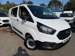 2021 Ford Transit Custom Custom 300 Crew Van - No Vat — image 4