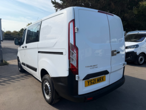 2021 Ford Transit Custom Custom 300 Crew Van - No Vat — image 6