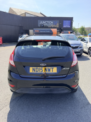 2015 Ford Fiesta 1.3 Zetec in Black — image 6