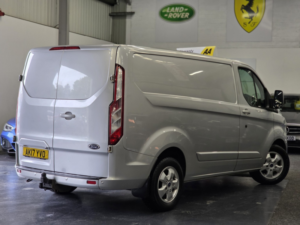2017 Ford Transit Custom 2.0 Tdci 290 Limited in Silver — image 5