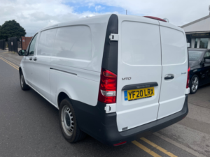 2020 Mercedes-Benz Vito 2.1 114 Cdi Pure Panel Van 5dr Diesel Manual Rwd L3 Euro 6 (s/s) (136 Ps) in White — image 4