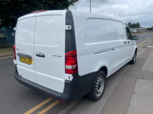 2020 Mercedes-Benz Vito 2.1 114 Cdi Pure Panel Van 5dr Diesel Manual Rwd L3 Euro 6 (s/s) (136 Ps) in White — image 5