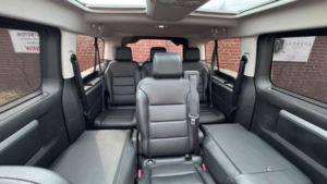 2018 Peugeot Traveller 2.0 Bluehdi Allure Long MPV 5dr Diesel Eat8 Lwb Euro 6 (s/s) (180 Ps) in Blue — image 2