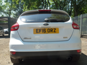 2016 Ford Focus 1.5t Ecoboost Titanium Hatchback 5dr Petrol Auto Euro 6 (s/s) (150 Ps) in White — image 5