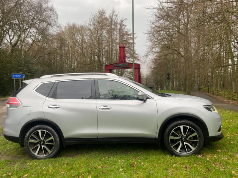 2015 Nissan X-Trail 1.6 Dci Tekna in Silver — image 1