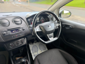 2014 SEAT Ibiza 1.2 Tsi Fr in White — image 3