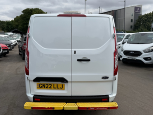 2022 Ford Transit Custom Custom 340 Ecoblue Trend — image 5