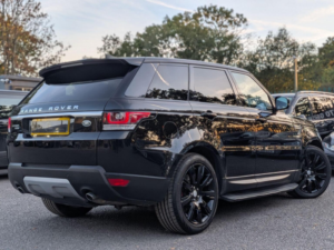 2017 Land Rover Range Rover Sport 3.0 Sd V6 Hse Auto 4WD Euro 6 (s/s) 5dr in Black — image 5