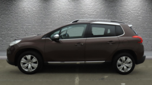 2014 Peugeot 2008 1.2 Vti Puretech Allure in Brown — image 3