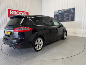 2015 Ford S-Max 2.2 Tdci Titanium X Sport Euro 5 5dr in Black — image 4