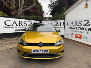 2017 Volkswagen Golf 1.4 Tsi Se in Yellow — image 3